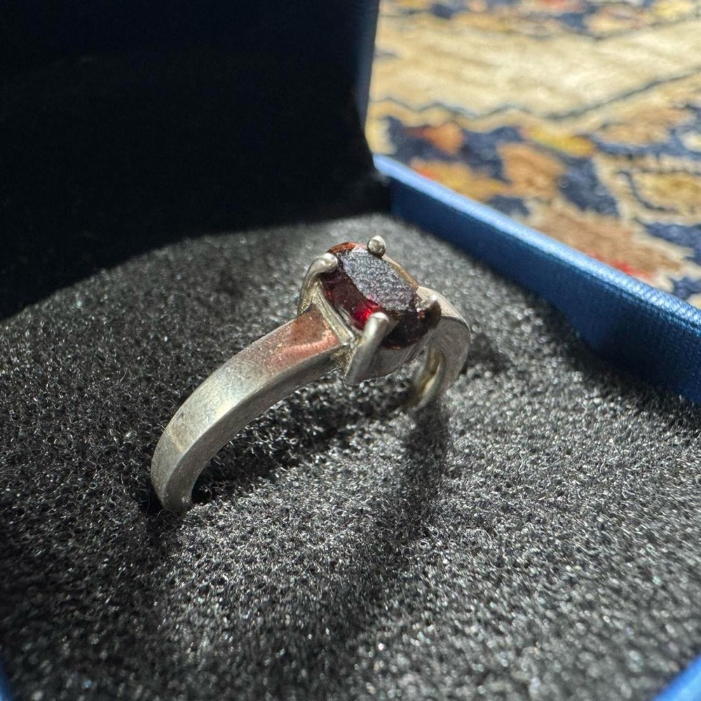 925 Sterling Silver Red Gemstone Solitaire Ring Size 5